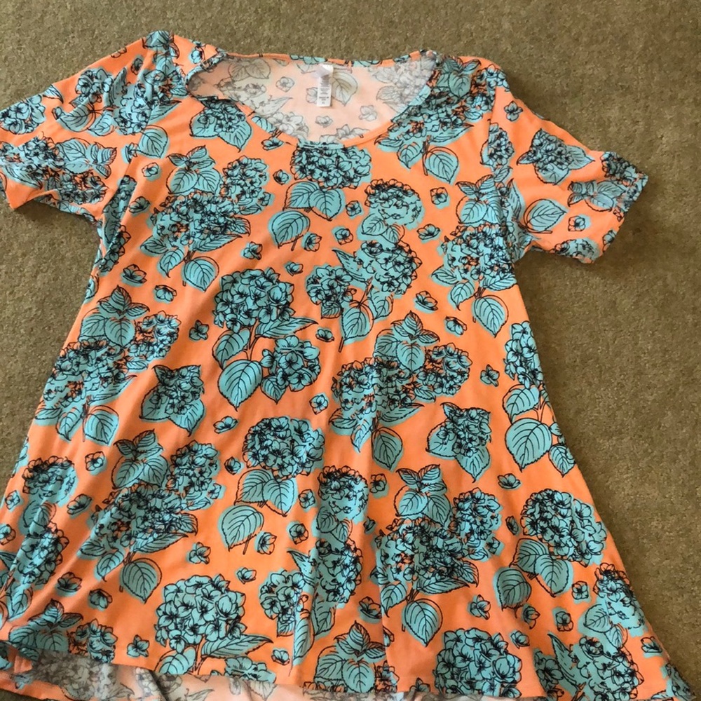 LuLaRoe tunic top